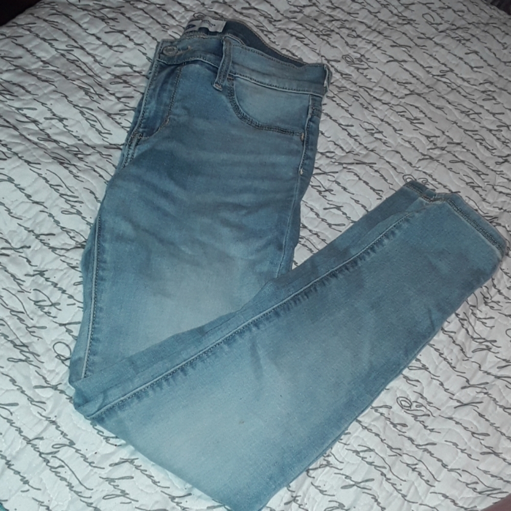 light washed jeggings